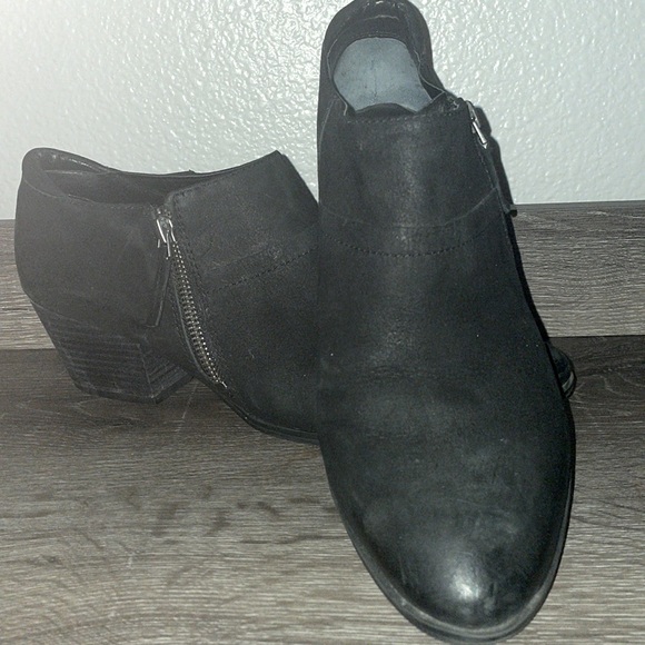 FRANCO SARTO Greco Leather Booties. - Picture 1 of 8